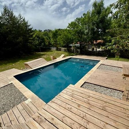 Le Travers Ajoux - Camping Gite Evenement Zewnętrze zdjęcie