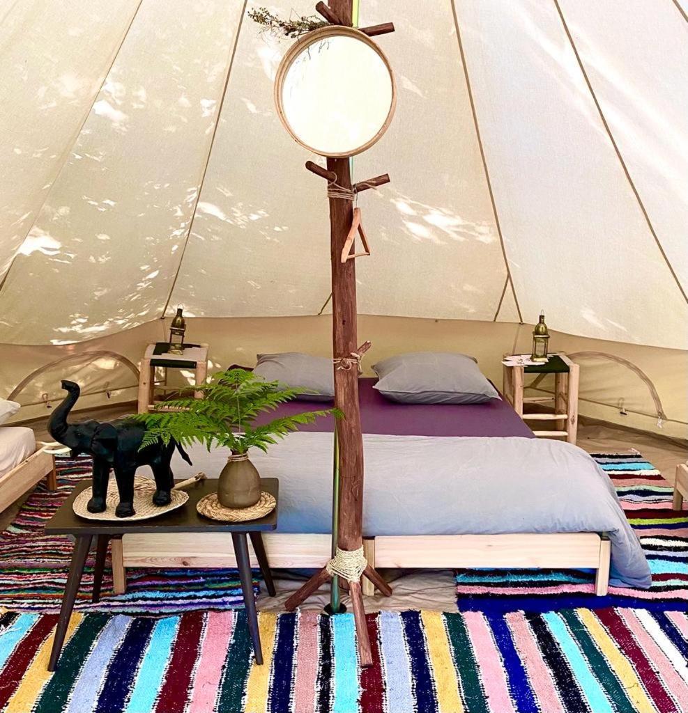 Le Travers Ajoux - Camping Gite Evenement Zewnętrze zdjęcie