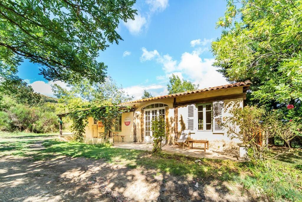 Le Travers Ajoux - Camping Gite Evenement Zewnętrze zdjęcie